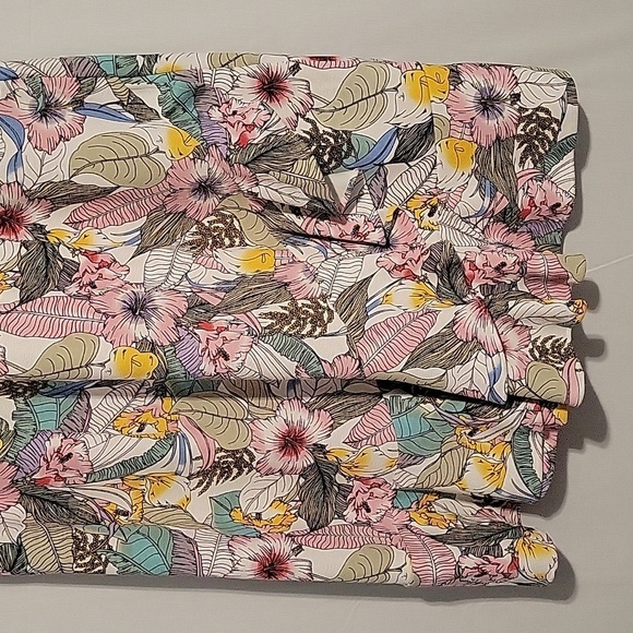 Apt. 9 women's 3X tropical floral print short sleeve ruffle hem dress - Picture 5 of 9